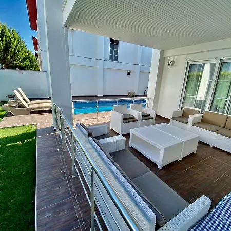 4+1 Ultra Luxury Villa With Private Pool In Belek באלאק